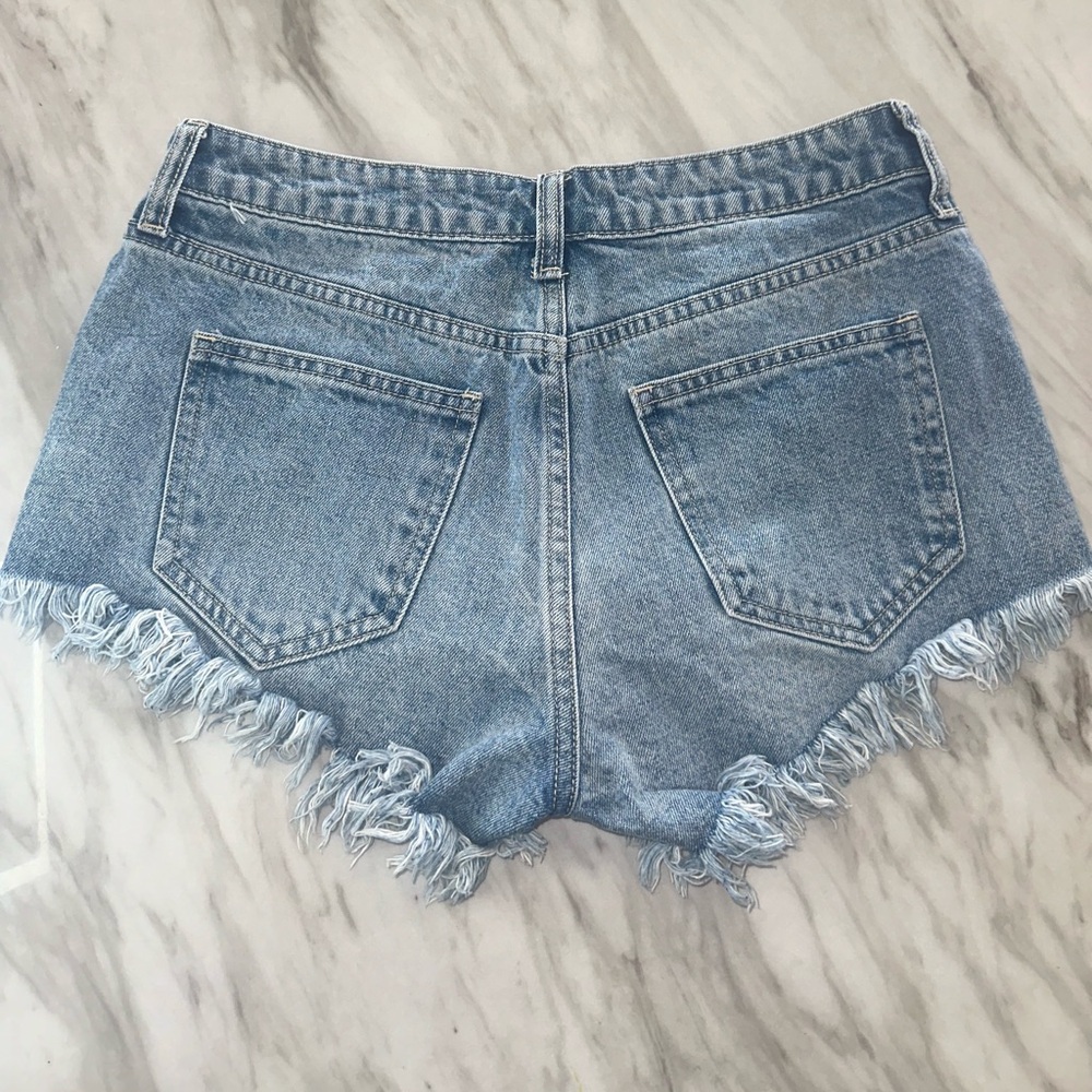 Denim Short - Size M - Picture 2 of 4